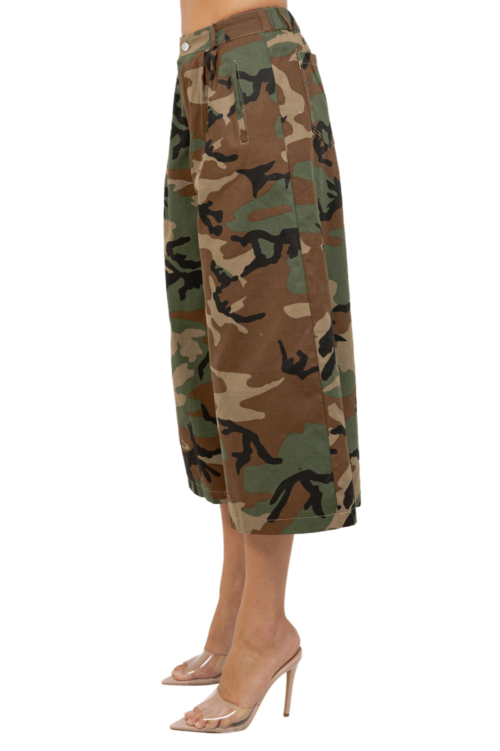 WOMEN FASHION BAGGY CAMO SHORT